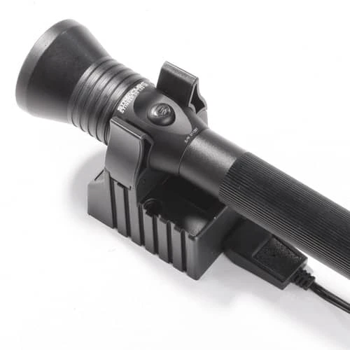 Streamlight Stinger LED HPL Rechargeable Flashlight and Charger.